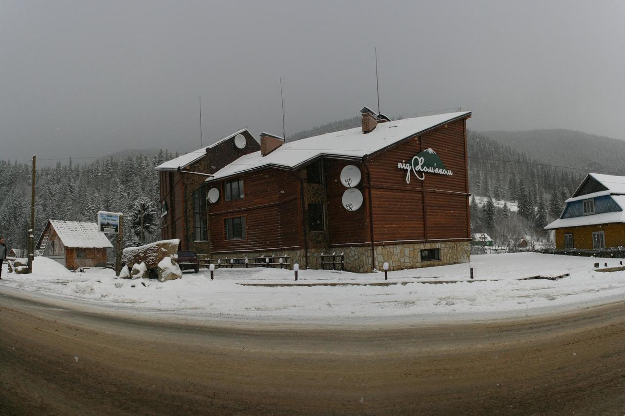 Hotel Pid Khomiakom Tatariw Exterior foto