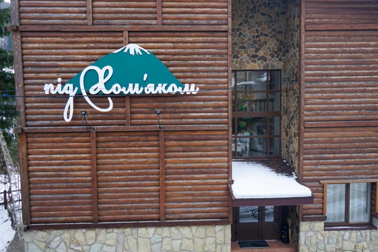 Hotel Pid Khomiakom Tatariw Exterior foto